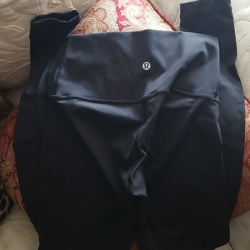 New  Lululemon yoga pants